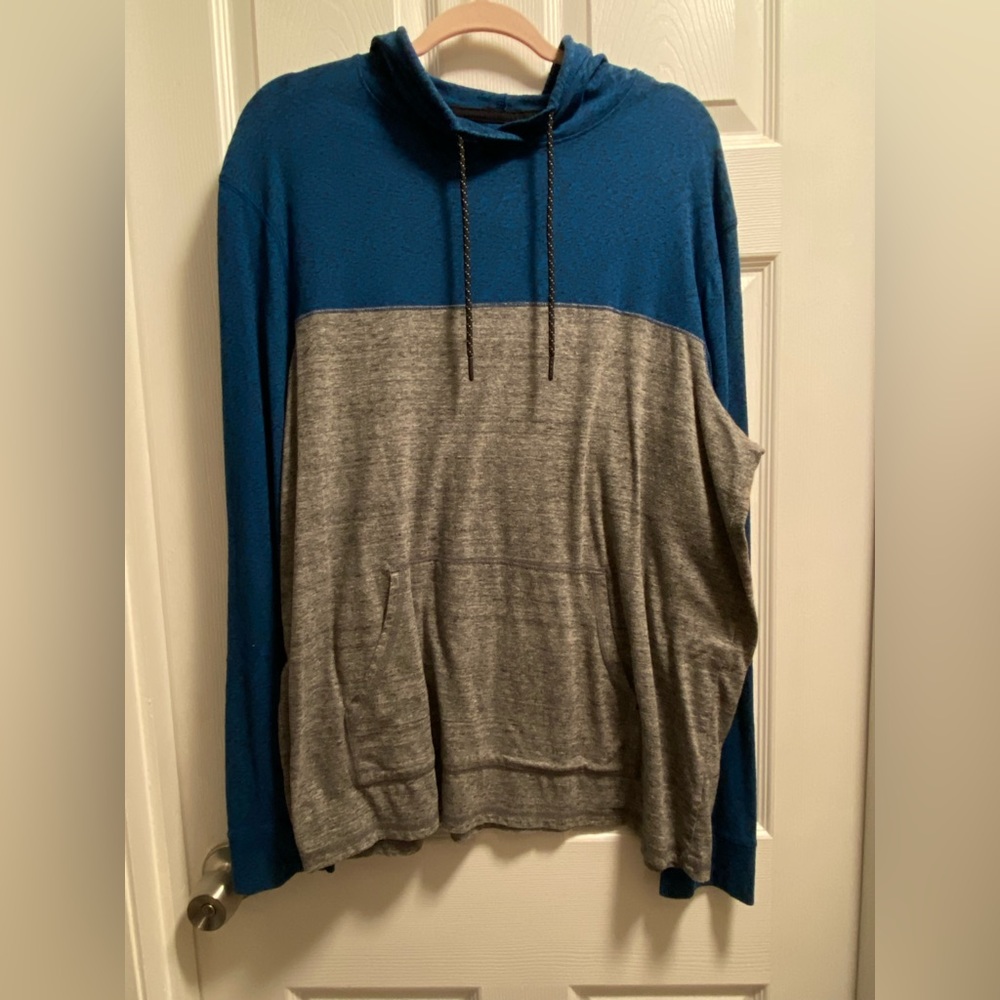 XXL Mens Urban Pipeline Light Hoodie